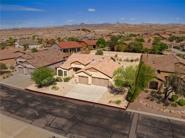 910 Talon Pointe Drive, Bullhead City, AZ 86429