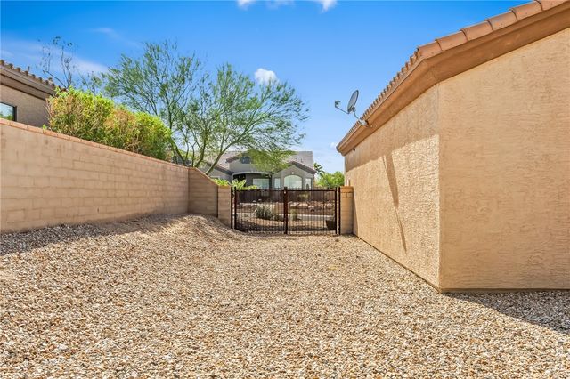 910 Talon Pointe Drive, Bullhead City, AZ 86429