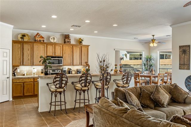 910 Talon Pointe Drive, Bullhead City, AZ 86429