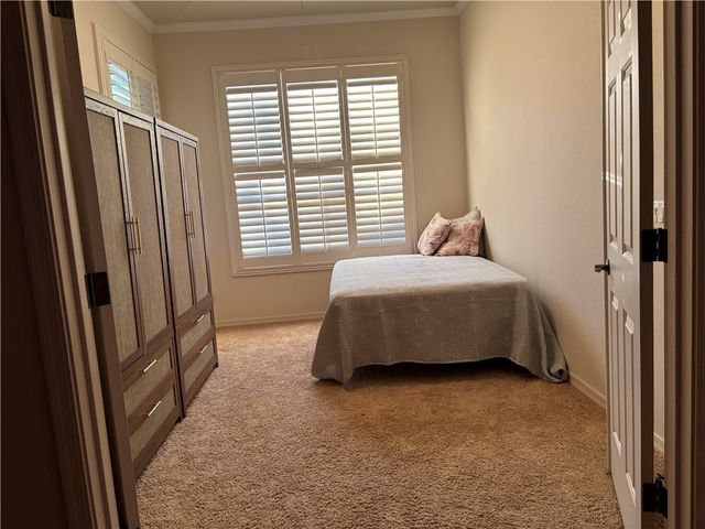 910 Talon Pointe Drive, Bullhead City, AZ 86429