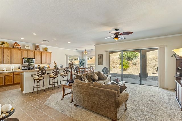 910 Talon Pointe Drive, Bullhead City, AZ 86429