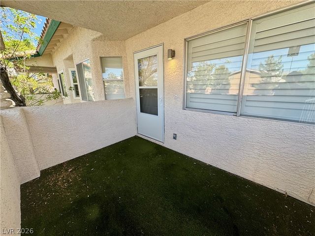 1400 Oak Rock Drive 201, Las Vegas, NV 89128