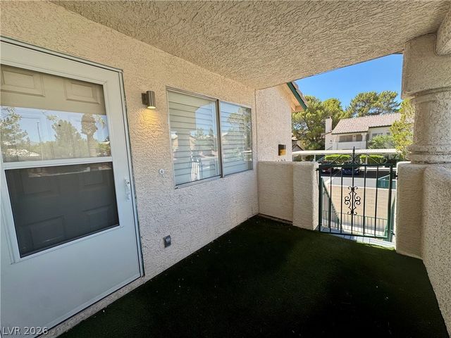 1400 Oak Rock Drive 201, Las Vegas, NV 89128