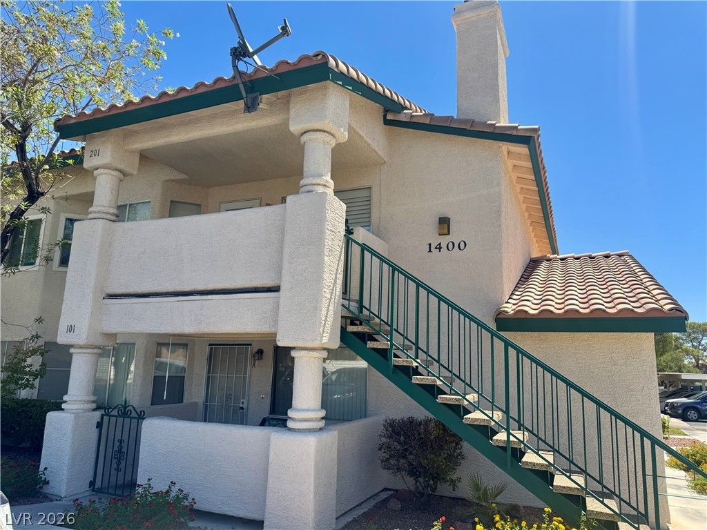 1400 Oak Rock Drive 201, Las Vegas, NV 89128