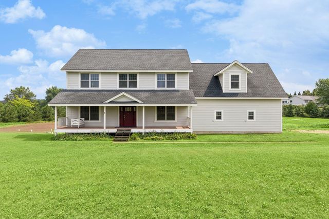 826 165th Avenue, New Richmond, WI 54017