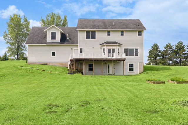 826 165th Avenue, New Richmond, WI 54017