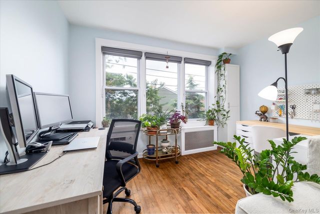 1 E Broadway 3C, Long Beach, NY 11561