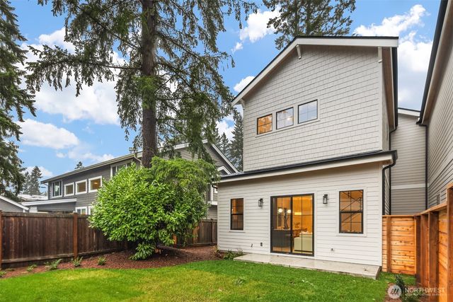 891 166th Avenue NE, Bellevue, WA 98008