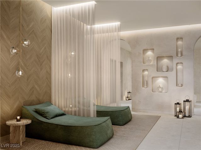 700 West Carson Avenue 2007, Las Vegas, NV 89106