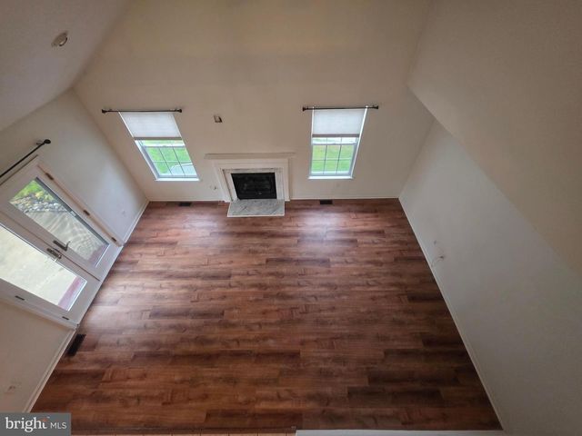 138 PERSIMMON ST, Glassboro, NJ 08028