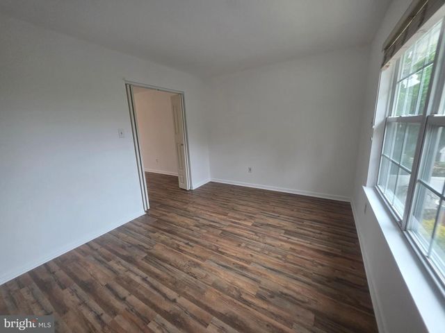 138 PERSIMMON ST, Glassboro, NJ 08028