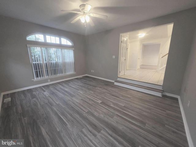 138 PERSIMMON ST, Glassboro, NJ 08028
