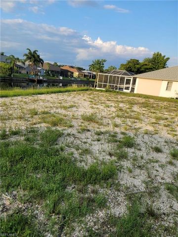 309 SE 23rd TER, Cape Coral, FL 33990