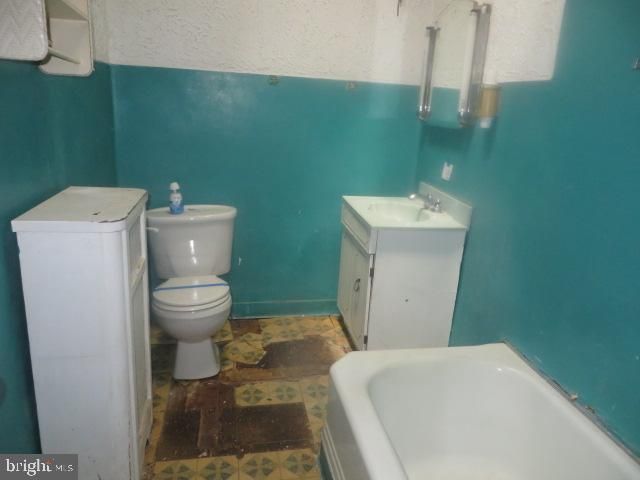 5422 LARCHWOOD AVE, Philadelphia, PA 19143