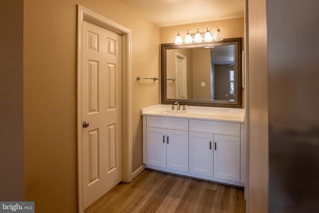 9924 GRAPEWOOD CT, Manassas, VA 20110