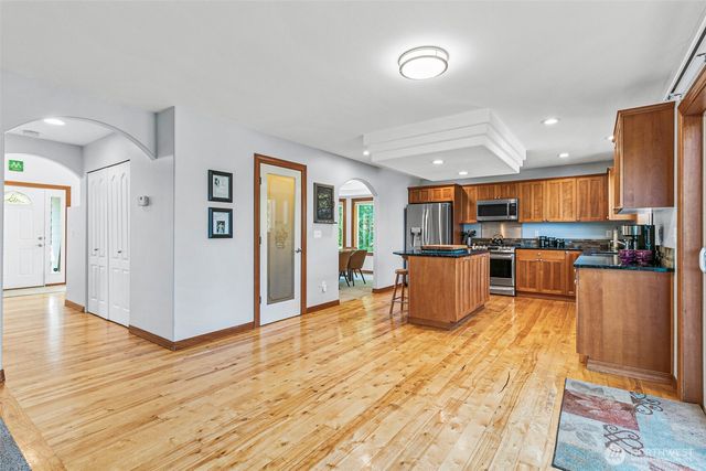 403 207th Avenue E, Auburn, WA 98391