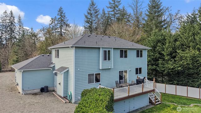 403 207th Avenue E, Auburn, WA 98391