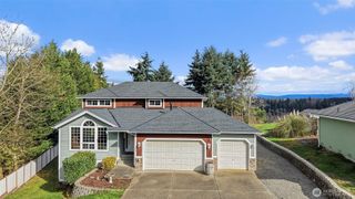 403 207th Avenue E, Auburn, WA 98391
