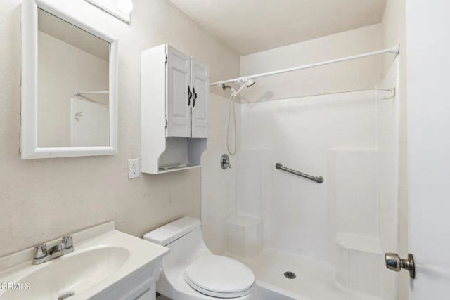 740 Benson Way, Thousand Oaks, CA 91360