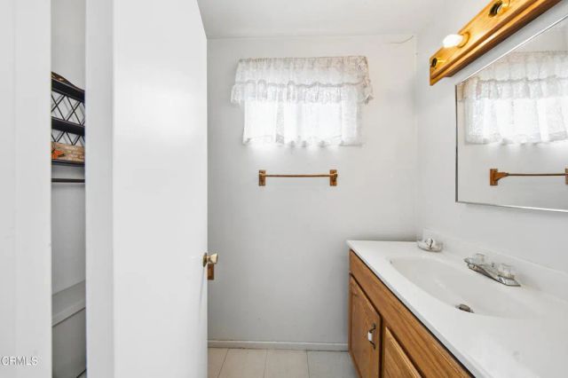 740 Benson Way, Thousand Oaks, CA 91360