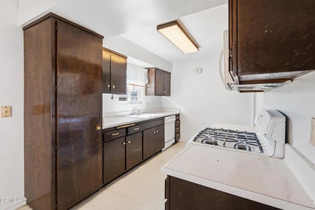 740 Benson Way, Thousand Oaks, CA 91360