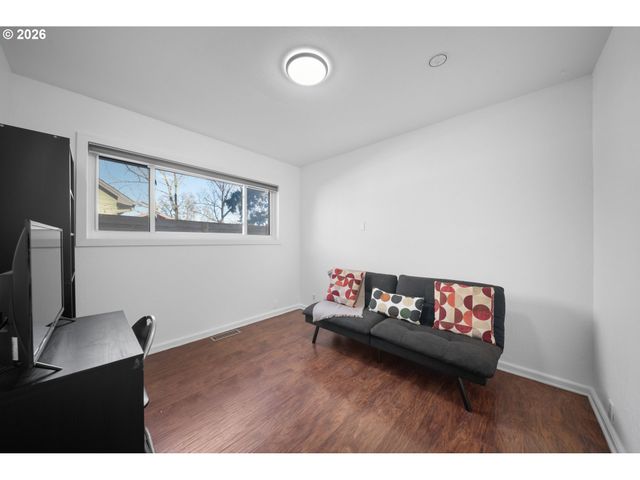 7505 Se OTTY St, Milwaukie, OR 97222