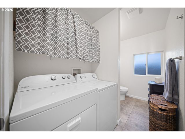 7505 Se OTTY St, Milwaukie, OR 97222