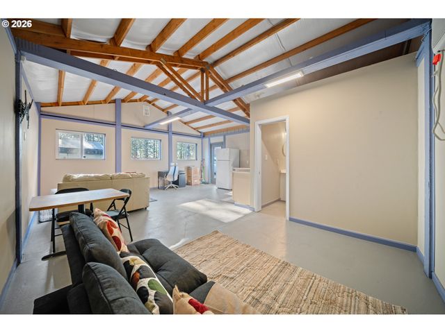 7505 Se OTTY St, Milwaukie, OR 97222