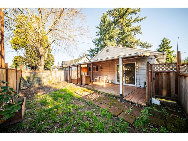 7505 Se OTTY St, Milwaukie, OR 97222