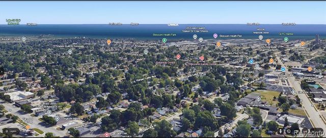 22105 Ridgeway Street, Saint Clair Shores, MI 48080