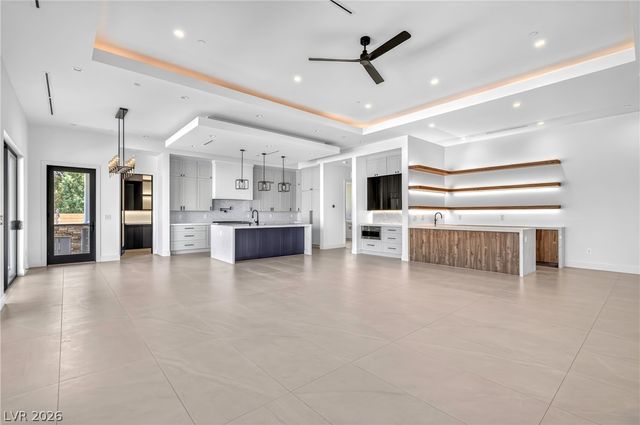 7020 Bath Drive, Las Vegas, NV 89131
