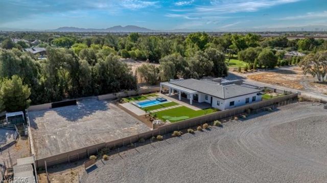 7020 Bath Drive, Las Vegas, NV 89131