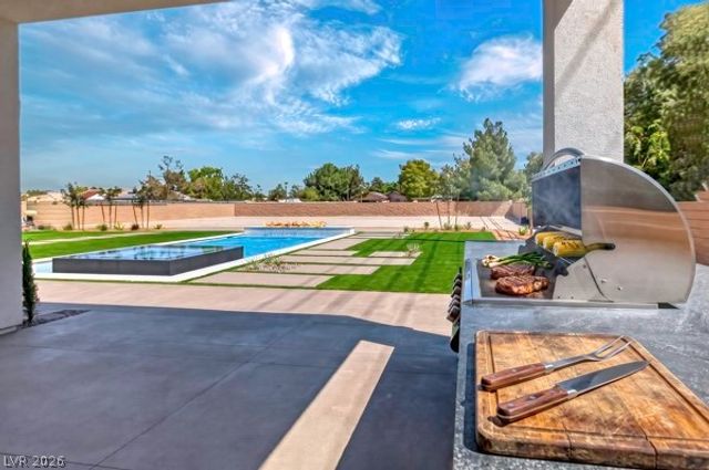 7020 Bath Drive, Las Vegas, NV 89131