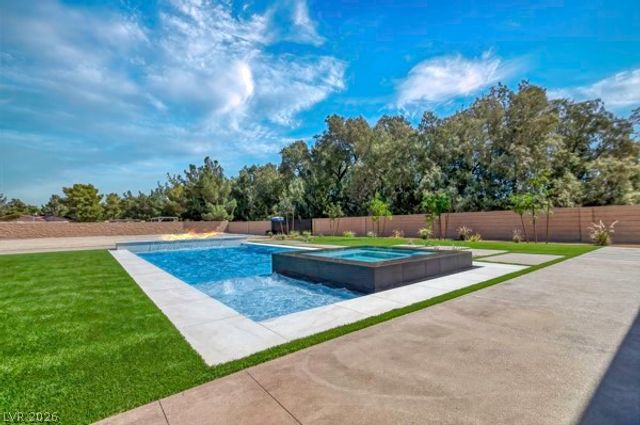 7020 Bath Drive, Las Vegas, NV 89131
