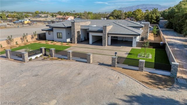 7020 Bath Drive, Las Vegas, NV 89131