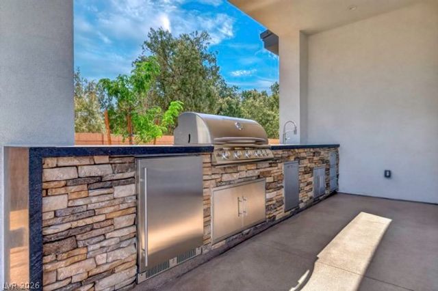 7020 Bath Drive, Las Vegas, NV 89131