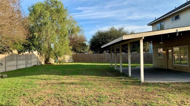 11422 Royal Thistle Court, Houston, TX 77088