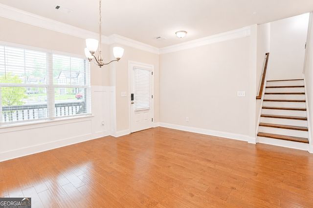 5381 Woodline View Cir, Auburn, GA 30011