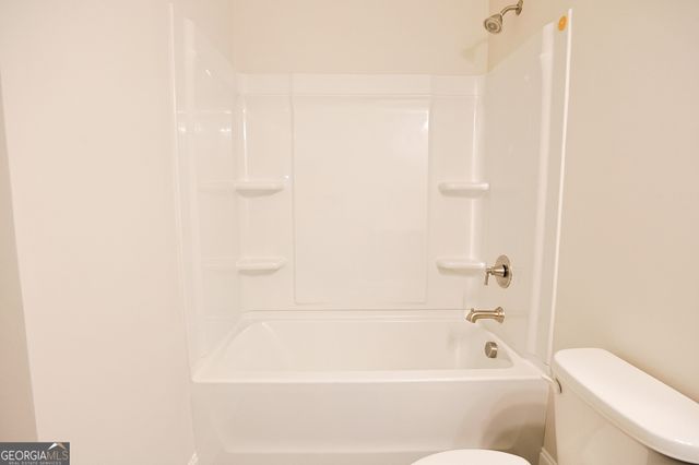5381 Woodline View Cir, Auburn, GA 30011