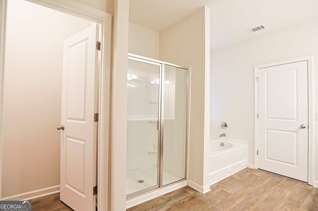 5381 Woodline View Cir, Auburn, GA 30011