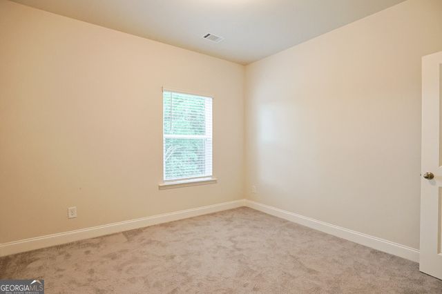 5381 Woodline View Cir, Auburn, GA 30011