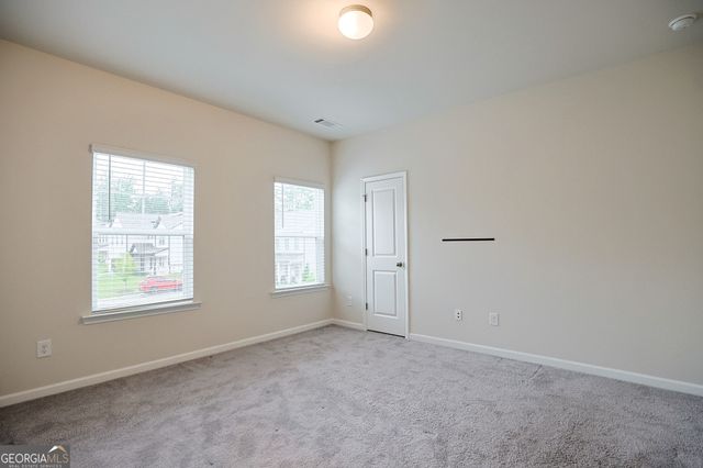 5381 Woodline View Cir, Auburn, GA 30011