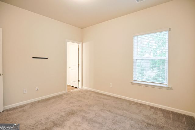 5381 Woodline View Cir, Auburn, GA 30011