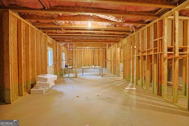 5381 Woodline View Cir, Auburn, GA 30011