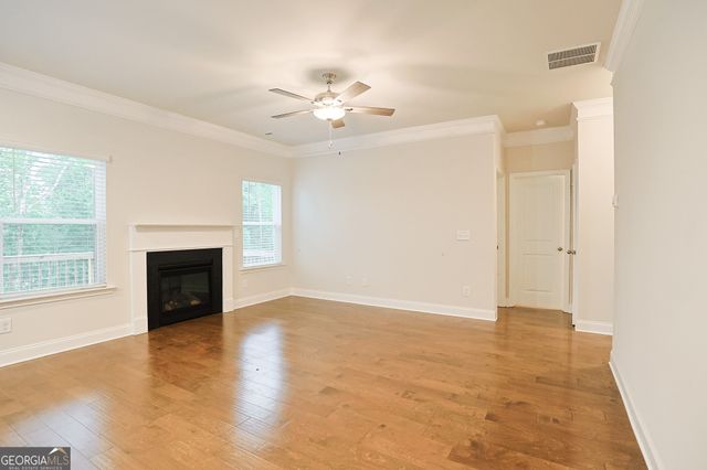 5381 Woodline View Cir, Auburn, GA 30011
