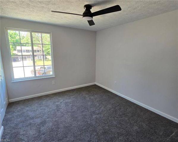 436 Michael Irvin DR, Newport News, VA 23608