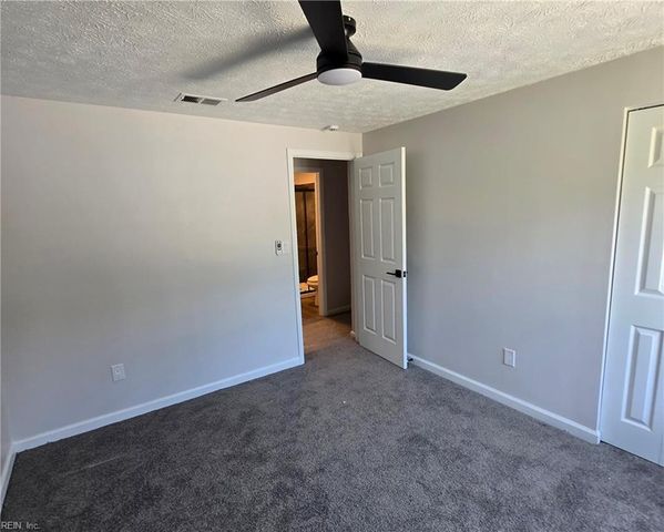 436 Michael Irvin DR, Newport News, VA 23608