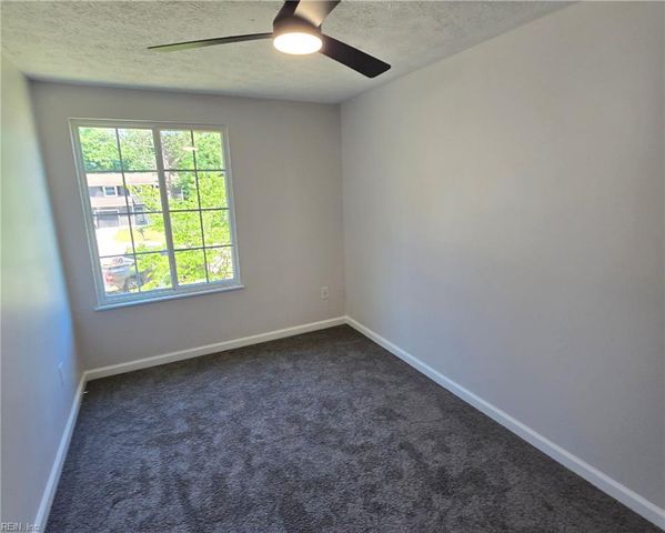436 Michael Irvin DR, Newport News, VA 23608