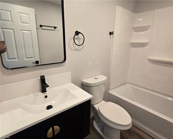 436 Michael Irvin DR, Newport News, VA 23608