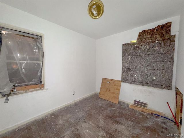 12441 Lansdowne Street, Detroit, MI 48224